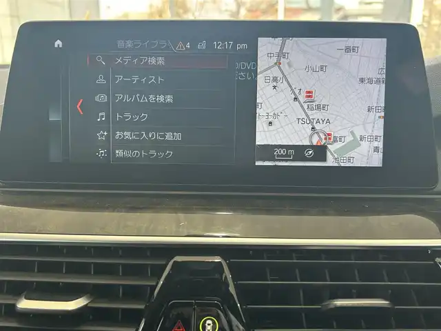 ＢＭＷ ５２３ｄ Mスポーツ ハイライン 愛知県 2017(平29)年 8万km アルピンホワイトⅢ 純正HDDナビ(FM/AM/CD/DVD/BT/USB/フルセグ)/インテリジェントセーフティ/衝突軽減ブレーキ/ACC/車線逸脱警告/ブラインドスポットモニター/ステアリンクアシスト/イノベーションパッケージ/ハイラインパッケージ/ヘッドアップディスプレイ/アラウンドビューモニター・バックカメラ/ターボ/ディーゼル/パドルシフト/パワーシート/レザーシート/シートヒーター/パワーバックドア/LEDヘッドライト/フォグランプ/純正AW19インチ/電動格納ミラー/アイドリングストップ/ETC/プッシュスタート/スマートキー・スペアキー１本/ステアリングリモコン/ハンズフリー/ABS/取扱説明書・保証書