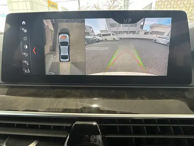 ＢＭＷ ５２３ｄ Mスポーツ ハイライン 愛知県 2017(平29)年 8万km アルピンホワイトⅢ メーカーナビ/(FM/AM/CD/DVD/BT/USB/フルセグ)/インテリジェントセーフティ/衝突軽減ブレーキ/ACC/車線逸脱警告/ブラインドスポットモニター/ステアリンクアシスト/イノベーションパッケージ/ハイラインパッケージ/ヘッドアップディスプレイ/アラウンドビューモニター・バックカメラ/ターボ/ディーゼル/パドルシフト/パワーシート/レザーシート/シートヒーター/パワーバックドア/LEDヘッドライト/フォグランプ/純正AW19インチ/電動格納ミラー/アイドリングストップ/ETC/プッシュスタート/スマートキー・スペアキー１本/ステアリングリモコン/ハンズフリー/ABS/取扱説明書・保証書