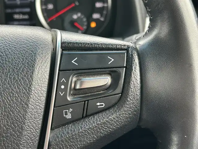 トヨタ アルファード S Cパッケージ 熊本県 2015(平27)年 7.1万km ホワイトパールクリスタルシャイン 社外ナビ（ALPINE）/・AM/FM/CD/DVD/SD/USB/HDMI/BT/・フルセグTV/バックカメラ/横滑り防止機能/クリアランスソナー/クルーズコントロール/前後コーナーセンサー/革巻きステアリング/・ステアリングリモコン/・ステアリングヒーター/レザーシート/・D/N席パワーシート/・D席シートメモリー/・N席＋二列目オットマン/オートライト/・LEDライト/・フォグランプ/フリップダウンモニター（ALPINE）/電動格納ミラー/・ウィンカーミラー/前後ドライブレコーダー（ZDR016）/電動サイドブレーキ/・ホールドボタン/パワーバックドア/ETC/ドアバイザー/純正アルミホイール/社外フロアマット/スマートキー/・スペアキー/社外フロアマット