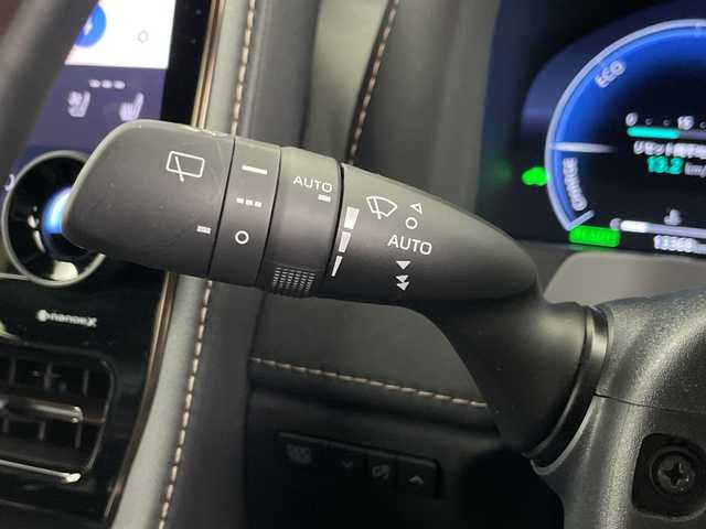 トヨタ アルファードハイブリット Z 埼玉県 2024(令6)年 1.4万km プラチナホワイトパールマイカ 独立ムーンルーフ/後席モニター　/純正１２．３インチナビ機能付きディスプレイオーディオ　/全方位カメラ　/ＢＳＭ　/前後ドライブレコーダー　/ビルトインＥＴＣ２．０　/デジタルインナーミラー　/自動駐車システム　/アダプティブクルーズコントロール/レーンキープアシスト/衝突軽減システム/シートヒーター/エアシート/パワーシート/電動リアゲート/オートブレーキホールド/電子パーキング/オートマティックハイビーム/前後コーナーセンサー/ワイヤレス充電器/オットマン/１００V充電/ヘッドアップディスプレイ/パドルシフト/純正アルミホイール/純正フロアマット/LEDヘッドライト