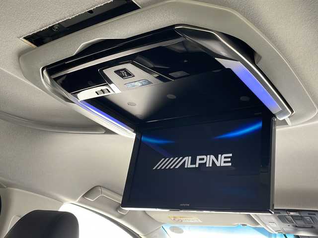 トヨタ アルファード S Cパッケージ 沖縄県 2018(平30)年 3.5万km ホワイトパールクリスタルシャイン 純正１０型ナビ　【NSZN-Z66T】/　(フルセグTV　Bluetooth　CD/DVD)/１２．８型フリップダウンモニター　/バックカメラ　/前後ドライブレコーダー　/ETC2.0/トヨタセーフティセンス/ステアリングスイッチ/ステアリングヒーター/両側パワースライドドア/パワーバックドア/オットマン/レザーシート　/パワーシート　/シートヒーター/エアシート/スマートキー/プッシュスタート/クリアランスソナー/ＬＥＤヘッドライト　/オートライト