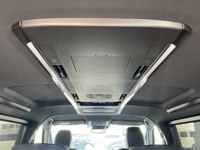 トヨタ ヴェルファイア ハイブリット Z プレミア 愛知県 2024(令6)年 2万km プラチナホワイトパールマイカ ワンオーナー/左右独立ムーンルーフ/トヨタチームメイト/【アドバンストパーク・パーキングサポートブレーキ（周辺静止物）・アドバンストドライブ・緊急時操舵支援・フロントクロストラフィックアラート・レーンチェンジアシスト・ドライバーモニターカメラ】/Toyota Safety Sense/【プリクラッシュセーフティ・レーントレーシングアシスト・全車速追従機能付レーダークルーズコントロール・アダプティブハイビームシステム/・ロードサインアシスト・ドライバー異常時対応システム・プロアクティブドライビングアシスト・発進遅れ告知機能・BSM】/パーキングサポートブレーキ/デジタルインナーミラー/14インチディスプレイオーディオ/【車載ナビ・地デジTV・Mira cast】/純正フリップダウンモニター/ETC2.0/パノラミックビューモニター/ヘッドアップディスプレイ/両側パワースライドドア/パワーバックドア/本革シート/シートヒーター/ベンチレーション/ステアリングヒーター/置くだけ充電/新車保証書/スペアキーあり