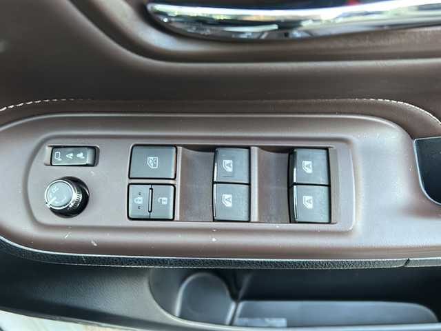 トヨタ エスクァイア Gi 福島県 2017(平29)年 8.5万km ホワイトパールクリスタルシャイン ロールサンシェード/フルモデリスタエアロ/純正ドアバイザー/電動格納ミラー/・ウィンカーミラー/革張りステアリング/・ステアリングスイッチ/・クルーズコントロール