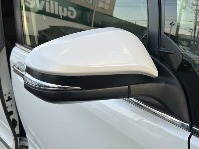 トヨタ エスクァイア Gi 福島県 2017(平29)年 8.5万km ホワイトパールクリスタルシャイン ロールサンシェード/フルモデリスタエアロ/純正ドアバイザー/電動格納ミラー/・ウィンカーミラー/革張りステアリング/・ステアリングスイッチ/・クルーズコントロール