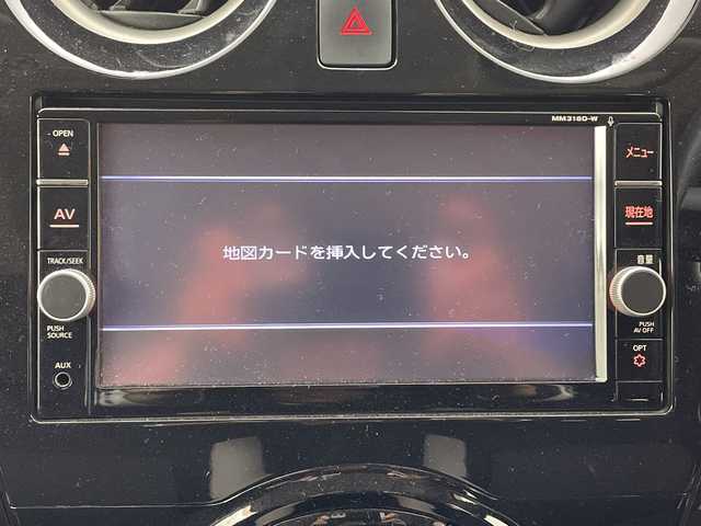 日産 ノート 鹿児島県 2018(平30)年 5.9万km パール フルエアロ　/純正SDナビ　/（フルセグ/Bluetooth/CD/DVD）/バックカメラ　/ドライブレコーダー　/エマージェンシーブレーキ　/レーンディパーチャーアラート　/コーナーセンサー　/ステアリングリモコン　/ＥＴＣ　/衝突軽減ブレーキ　/プッシュスタートボタン/スマートキー/取扱説明書