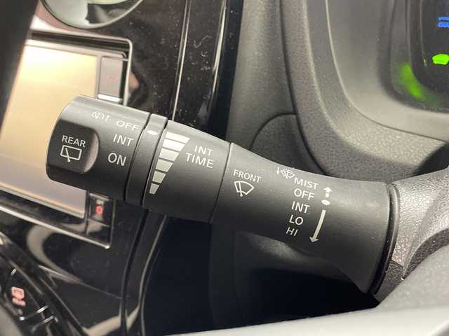 日産 ノート 鹿児島県 2018(平30)年 5.9万km パール フルエアロ　/純正SDナビ　/（フルセグ/Bluetooth/CD/DVD）/バックカメラ　/ドライブレコーダー　/エマージェンシーブレーキ　/レーンディパーチャーアラート　/コーナーセンサー　/ステアリングリモコン　/ＥＴＣ　/衝突軽減ブレーキ　/プッシュスタートボタン/スマートキー/取扱説明書