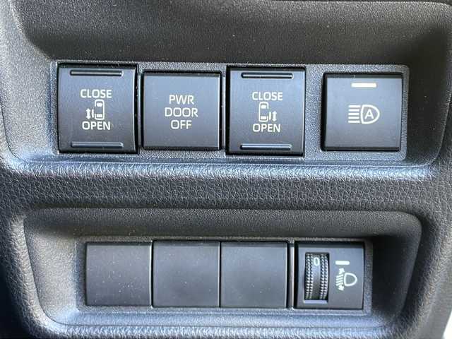 トヨタ シエンタ ハイブリッド G 長野県 2023(令5)年 1.4万km ホワイトパールクリスタルシャイン トヨタセーフティセンス/純正メーカーナビフルセグTV/バックカメラ/ETC２・０/両側パワースライドドア/オートクルーズコントロール/オートハイビーム/スマートキー/保証書・取説/スペアキー