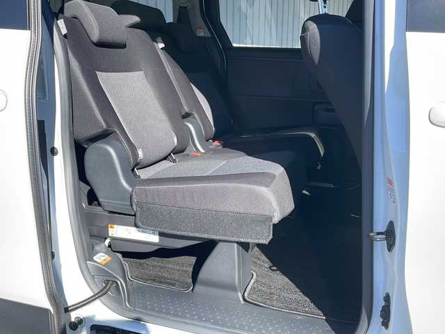 トヨタ シエンタ ハイブリッド G 長野県 2023(令5)年 1.4万km ホワイトパールクリスタルシャイン トヨタセーフティセンス/純正メーカーナビフルセグTV/バックカメラ/ETC２・０/両側パワースライドドア/オートクルーズコントロール/オートハイビーム/スマートキー/保証書・取説/スペアキー