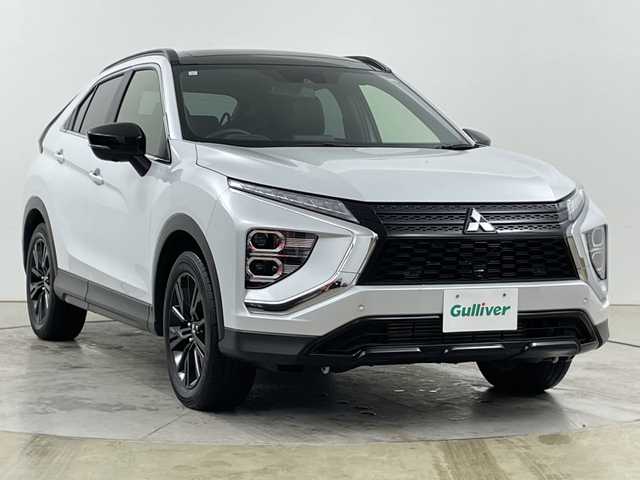 三菱 エクリプス クロス ブラックエディション 道央・札幌 2024(令6)年 1.8万km ホワイトダイヤモンド ・4WD  /e-アシスト/マイパイロット/・電動サンルーフ/ルーフレール/・純正ディスプレイ　/・ナビ　フルセグ/BT/AM/FM/USB/・全方位カメラ/・ハーフレザーシート/・シートヒーター/ハンドルヒーター/・ブラインドスポットモニター/・HUD/・コーナーセンサー/・パワーシート/・オートブレーキホールド/・アイドリングストップ/・社外フロアマット/・横滑り防止装置/・レーンキープアシスト/・スマートキー×2