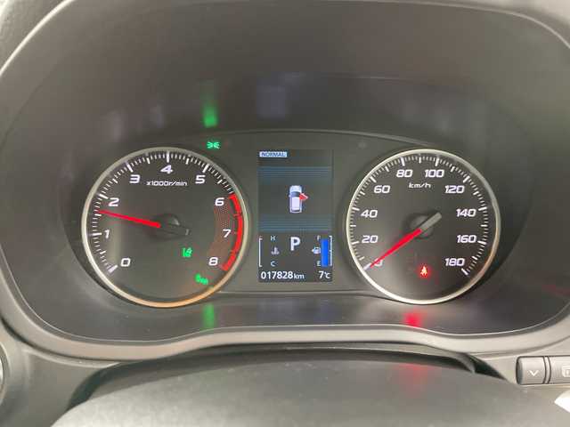 三菱 エクリプス クロス ブラックエディション 道央・札幌 2024(令6)年 1.8万km ホワイトダイヤモンド ・4WD  /e-アシスト/マイパイロット/・電動サンルーフ/ルーフレール/・純正ディスプレイ　/・ナビ　フルセグ/BT/AM/FM/USB/・全方位カメラ/・ハーフレザーシート/・シートヒーター/ハンドルヒーター/・ブラインドスポットモニター/・HUD/・コーナーセンサー/・パワーシート/・オートブレーキホールド/・アイドリングストップ/・社外フロアマット/・横滑り防止装置/・レーンキープアシスト/・スマートキー×2