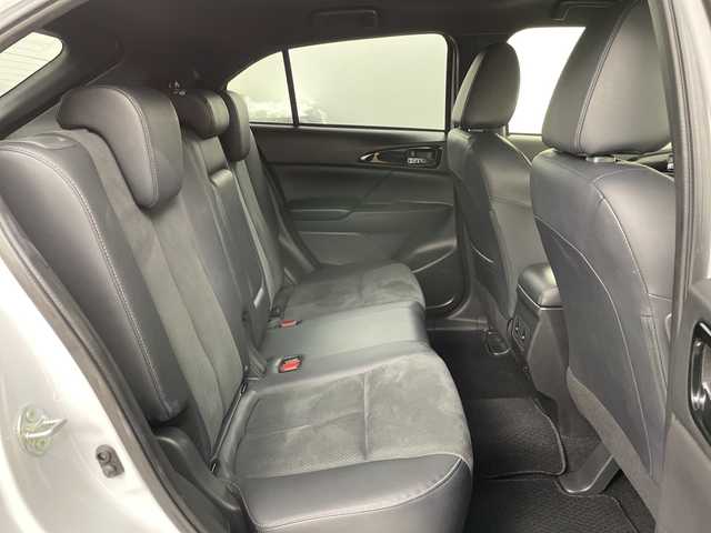 三菱 エクリプス クロス ブラックエディション 道央・札幌 2024(令6)年 1.8万km ホワイトダイヤモンド ・4WD  /e-アシスト/マイパイロット/・電動サンルーフ/ルーフレール/・純正ディスプレイ　/・ナビ　フルセグ/BT/AM/FM/USB/・全方位カメラ/・ハーフレザーシート/・シートヒーター/ハンドルヒーター/・ブラインドスポットモニター/・HUD/・コーナーセンサー/・パワーシート/・オートブレーキホールド/・アイドリングストップ/・社外フロアマット/・横滑り防止装置/・レーンキープアシスト/・スマートキー×2