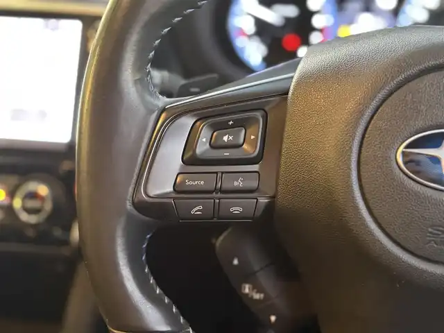 スバル レヴォーグ 1．6GT－S アイサイト 東京都 2018(平30)年 5.2万km パール メーカーオプション８インチナビ/・Bluetooth接続/・フルセグTV/アイサイト/・全車速追従機能付クルーズコントロール/・ツーリングアシスト（高速道路支援）/・プリクラッシュブレーキ（衝突被害軽減）/・アクティブレーンキープ/バックカメラ/ブラインドスポットモニター/電子パーキング/オートビークルホールド/後退時ブレーキアシスト/アイドリングストップ/純正フロアマット/純正１８インチアルミホイール/パワーシート/シートヒーター/シートメモリー機能