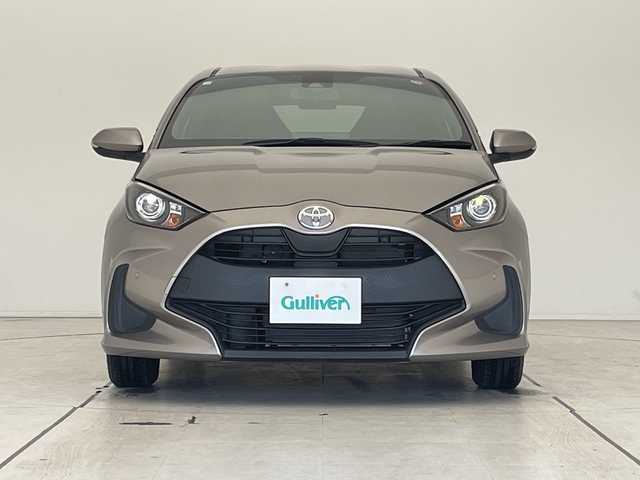 トヨタ ヤリス X 愛知県 2020(令2)年 0.8万km アバンギャルドブロンズメタリック 純正ナビ/バックカメラ/コーナーセンサー/HIDヘッドライト/オートライト/衝突軽減システム/Bluetooth/ステアリングスイッチ/スマートキー/プッシュスタート