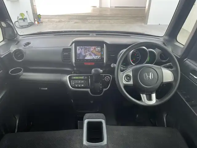 ホンダ Ｎ ＢＯＸ SSパッケージ 熊本県 2015(平27)年 8.4万km プレミアムディープロッソパール ワンオーナー/純正ナビ（VXM-152VFi)/フルセグテレビ/Bluetooth/USB/バックカメラ/両側パワースライドドア/シティブレーキアクティブシステム（CTBA）/ステアリングリモコン/プッシュスタート/スマートキー/スペアキー/ステアリングスイッチ/ウインカーミラー/禁煙車/シートバックデーブル/電動格納ミラー/ヘッドライトレベライザー