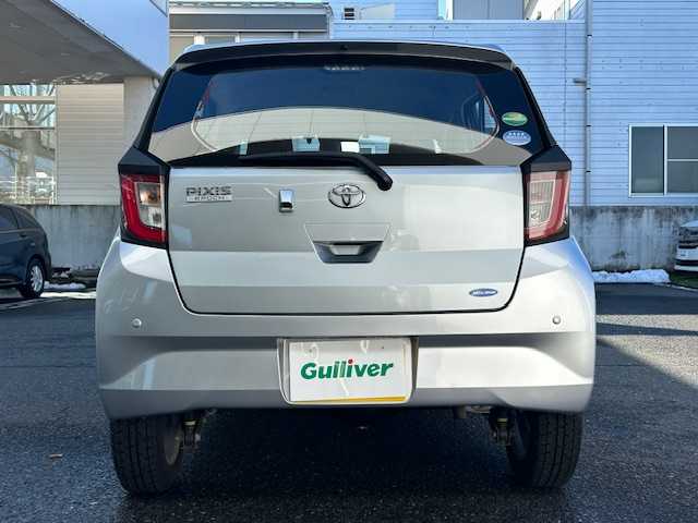 トヨタ ピクシスエポック B SAⅢ 宮城県 2020(令2)年 1.1万km ブライトシルバーM ワンオーナー/4WD/バックカメラ/ディーラーオプションナビ/AM/FM/CD/Bluetooth/AUX/MSV）/ワンセグTV/コーナーセンサー/アイドリングストップ/衝突軽減システム/横滑り防止装置/オートマチックハイビーム/ヘッドライトレベライザー/ETC/取扱説明書/保証書あり/社外AW付き冬タイヤ/（155/65/R14）/純正スチールホイール付き夏タイヤ/（155/70/R13）