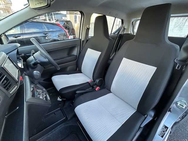 トヨタ ピクシスエポック B SAⅢ 宮城県 2020(令2)年 1.1万km ブライトシルバーM ワンオーナー/4WD/バックカメラ/ディーラーオプションナビ/AM/FM/CD/Bluetooth/AUX/MSV）/ワンセグTV/コーナーセンサー/アイドリングストップ/衝突軽減システム/横滑り防止装置/オートマチックハイビーム/ヘッドライトレベライザー/ETC/取扱説明書/保証書あり/社外AW付き冬タイヤ/（155/65/R14）/純正スチールホイール付き夏タイヤ/（155/70/R13）