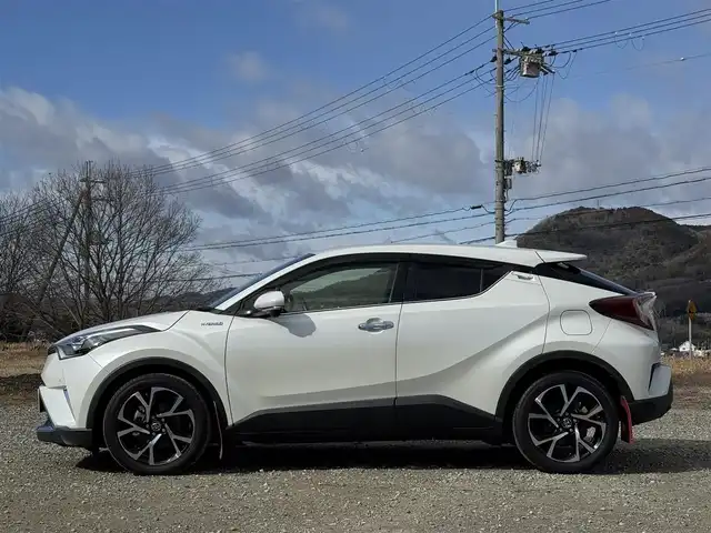 トヨタ Ｃ－ＨＲ G モード ブルーノ 兵庫県 2019(平31)年 3.1万km ホワイトパールクリスタルシャイン 社外ナビ/フルセグTV/バックカメラ/LEDヘッドライト/ハーフレザーシート/ETC/ドライブレコーダー前後/コンビシート/トヨタセーフティセンス/レーダークルーズコントロール/シートヒーター/マフラーカッター/マッドフラップ/スマートキー