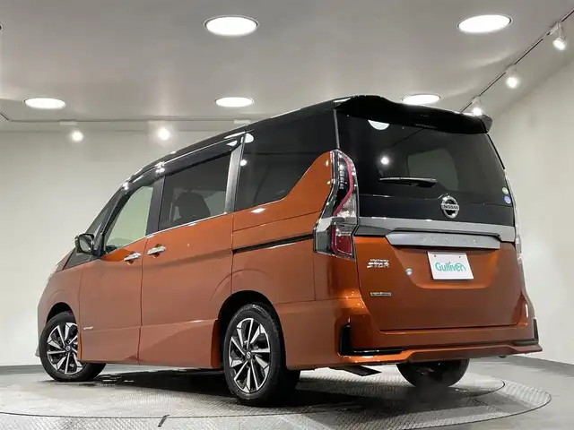 日産 セレナ ハイウェイスター 愛知県 2020(令2)年 4.8万km サンライズオレンジ/ダイヤモンドブラック 純正９インチナビ/（Bluetooth/フルセグTV/DVD・Blu-ray再生）　/純正フリップダウンモニター　/プロパイロット　/両側電動スライドドア　/アラウンドビューモニター　/ビルトインＥＴＣ２．０ /LEDヘッドライト　/前後ドライブレコーダー　/ブラインドスポットモニター/オートブレーキホールド/コーナーセンサー