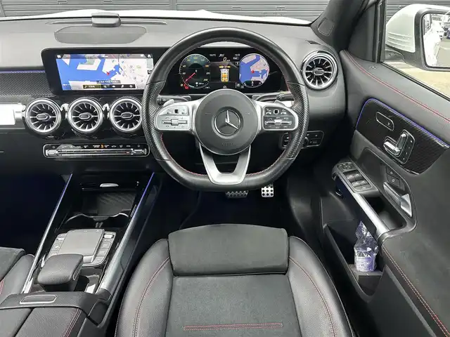 メルセデス・ベンツ Ｍ・ベンツ ＧＬＢ２００ｄ 4マチック AMGライン 茨城県 2021(令3)年 4.6万km ポーラホワイト ワンオーナー/パノラマスライディングルーフ/半革/シートヒーター/M付パワーシート/パワーテールゲート/ナビ/12セグ/BT/USB/RSP/ACC/LKA/BSA/マルチLED/ルーフレール/ETC2.0/360°ドラレコ/禁煙車