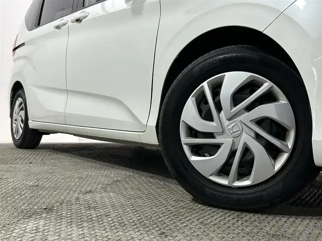 ホンダ フリード G ホンダセンシング 大阪府 2017(平29)年 2.5万km ホワイトオーキッドパール 純正ナビ(フルセグ/DVD再生/Bluetooth) バックカメラ ETC 両側パワースライドドア 衝突軽減 レーダークルコン レーンアシスト オートライト スマートキー Pスタート ドラレコ