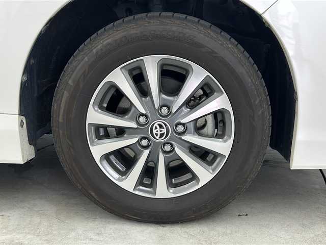 トヨタ エスクァイア ハイブリッド Gi プレミアムパッケージ ブラックテーラード 群馬県 2019(令1)年 7.1万km ホワイトパールクリスタルシャイン 純正９型ナビ　純正１２．１型後席モニター　バックカメラ　ハーフレザーシート　シートヒーター　ハンドルヒーター　前後ドラレコ　ビルトインＥＴＣ　両側電動スライドドア　衝突被害軽減ブレーキ　ＬＥＤ　禁煙車