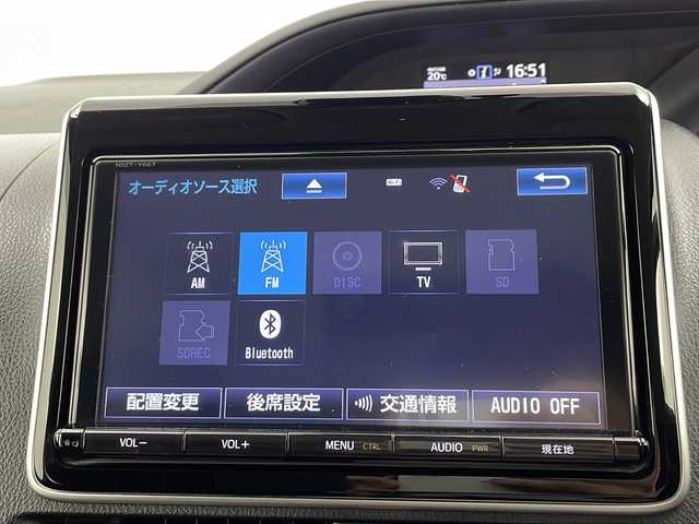 トヨタ ヴォクシー ハイブリッド V 三重県 2017(平29)年 3.2万km ブラッキッシュアゲハガラスフレーク 純正9型ナビ/【CD/DVD/SD/Bluetooth】/地デジ対応TV/バックカメラ/純正後席モニター/トヨタセーフティセンス/PCS/LKA/片側パワースライドドア/LEDヘッドライト/オートライト機能/ビルトインETC/革巻きステア/リモコン/クルーズコントロール/前席シートヒーター/ワンオーナー