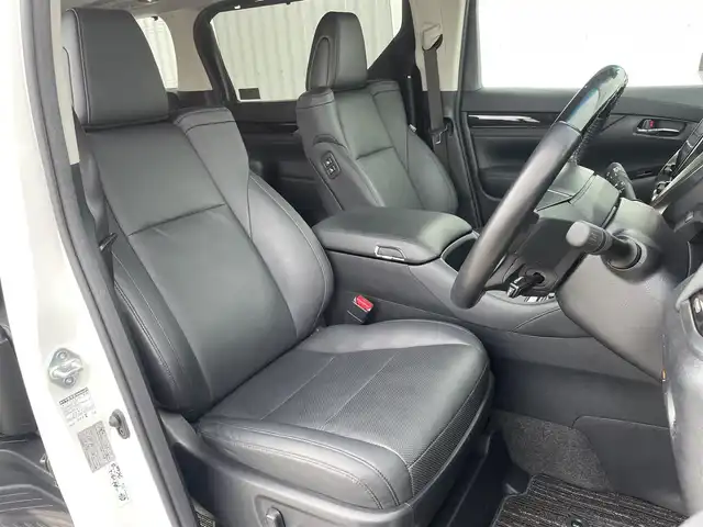トヨタ アルファード S Cパッケージ 福岡県 2021(令3)年 4.7万km ホワイトパールクリスタルシャイン モデリスタフルエアロ（F、S、R、マフラー）/ツインムーンルーフ/純正12インチフリップダウンモニター/メーカー純正ＤＡナビ/フルセグTV/BT/applecarplay/androidauto/バックカメラ/ＰＣＳ/RCTA/黒革シート/両側パワースライドドア/パワーバックドア/デジタルインナーミラー/ＢＳＭ/レーダークルーズコントロール/前席パワーシート/前席シートヒーター＆シートベンチレーション/シートメモリー/オットマン/電動パーキング/ブレーキホールド/AC100V/ビルトインETC/LEDヘッドライト/フォグランプ/オートハイビーム/ロールサンシェード/純正アルミ