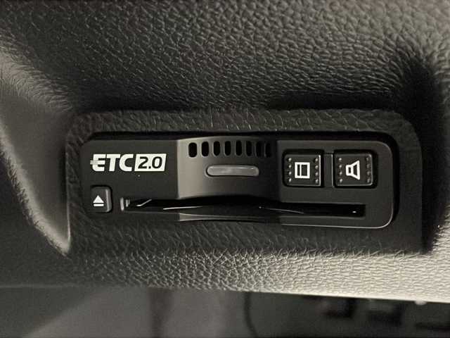ホンダ ヴェゼル ハイブリッド e:HEV Z 宮崎県 2025(令7)年 0.1千km プラチナホワイトパール 禁煙車/ホンダセンシング/純正9型ディスプレイオーディオナビTV/（3VC4AG3/Honda CONNECT/FMAM/Bluetooth/フルセグTV）/純正ビルトインETC2.0車載器/純正フロントグリル（ベルリナブラック）/純正LEDオートライト/純正LEDフォグ/純正18インチアルミ/アダプティブクルーズコントロール/レーンディパーチャーアラート/ダウンヒルアシストコントロール/ブラインドスポットモニター/クリアランスソナー/ワイヤレス充電器/ハーフレザーシート/前席シートヒーター/ステアリングヒーター/デュアルオートエアコン/パワーバックドア/スマートキー/プッシュエンジンスタート/スペアキー/新車時保証書/取扱い説明書