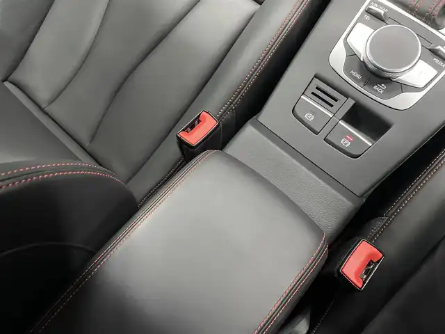 アウディ ＲＳ３ スポーツバック 群馬県 2020(令2)年 2.9万km グレー マトリクス/Bang &olufscn/マットアルミニウムスタイリングパッケージ/バーチャルコックピット/バックカメラ/ACC/RSデザインスポーツシート/フルセグTV/純正ナビ/シートヒーター/ETC