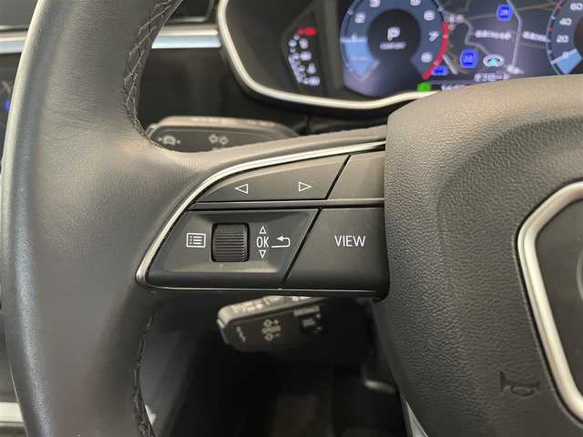 アウディ アウディ Ｑ３ スポーツバック 35TFSI 熊本県 2022(令4)年 4.2万km グレイシアホワイトメタリック ・スマートキー/・プッシュスタート/・エフェシェンシアシスト/・ハイビームアシスト/・パーキングエイド/・アダプティブドライブアシスト/・接近警告/・レーンキープアシスト/・Audhiプレセンス/・休憩の推奨/・前席パワーシート/・純正メモリナビ/　【Bluetooth・USB・AppleCarPlay・AndroidAuto】/・全方位カメラ/・ETC2.0/・バーチャルコクピット/・ドライブレコーダー(前後録画)/・パワーバックドア/・LEDヘッドランプ/・保証書/取説
