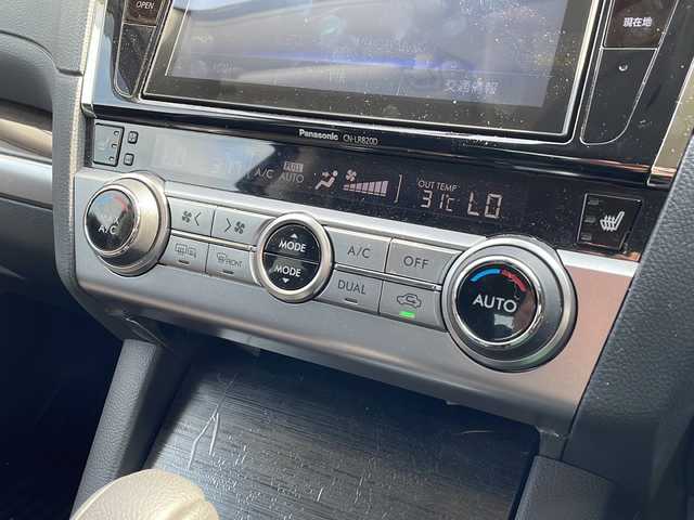 スバル レガシィ Ｂ４ ベース 新潟県 2017(平29)年 2.1万km ダークブルーパール 4WD/純正SDナビ(CN-LR820D)/CD/DVD/BT/フルセグテレビ/バックカメラ/ETC/衝突被害軽減ブレーキ/レーンキープアシスト/レーダークルーズコントロール/パワーシート/シートヒーター /ステアリングヒーター/パドルシフト/スマートキー/プッシュスタート/LEDヘッドライト/オートライト/フォグランプ/純正17インチアルミホイール/社外17インチAW冬タイヤ車載