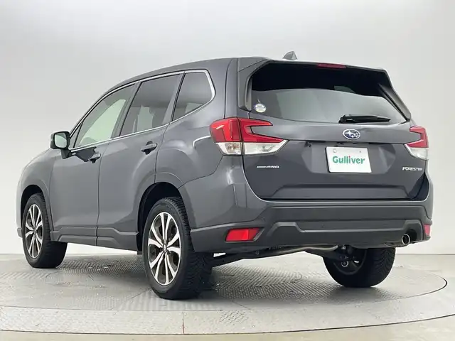 スバル フォレスター プレミアム 新潟県 2019(令1)年 3.2万km マグネタイトグレーメタリック ４WD/アイサイトセーフティプラス/純正8インチメモリナビ/　　CD/DVD/AM/FM/フルセグ/BT//　　applecarplay/androidauto/バック/サイド/フロントモニター/パワーバックドア/全車速追従機能付クルーズコントロール/LEDオートライト/ステアリング連動ヘッドライト/前席パワーシート/前席シートヒーター/運転席メモリシート/純正18インチアルミホイール付/アイドリングストップ/ステアリングスイッチ/ブラインドスポットモニター/デジタルインナーミラー/ステアリングヒーター/ドライブレコーダー/USBポート/スマートキー/ETC