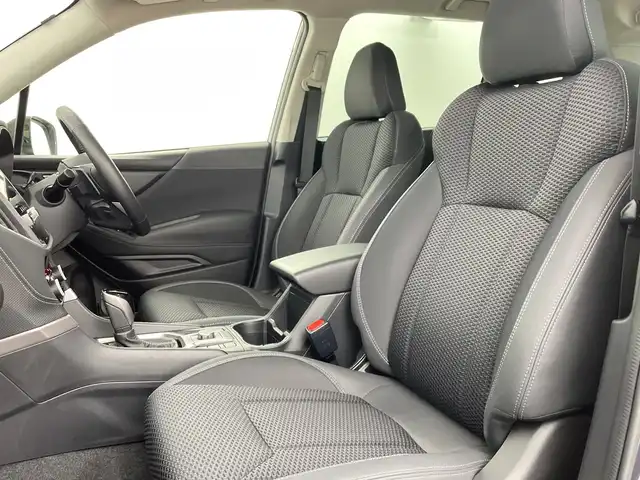 スバル フォレスター プレミアム 新潟県 2019(令1)年 3.2万km マグネタイトグレーメタリック ４WD/アイサイトセーフティプラス/純正8インチメモリナビ/　　CD/DVD/AM/FM/フルセグ/BT//　　applecarplay/androidauto/バック/サイド/フロントモニター/パワーバックドア/全車速追従機能付クルーズコントロール/LEDオートライト/ステアリング連動ヘッドライト/前席パワーシート/前席シートヒーター/運転席メモリシート/純正18インチアルミホイール付/アイドリングストップ/ステアリングスイッチ/ブラインドスポットモニター/デジタルインナーミラー/ステアリングヒーター/ドライブレコーダー/USBポート/スマートキー/ETC