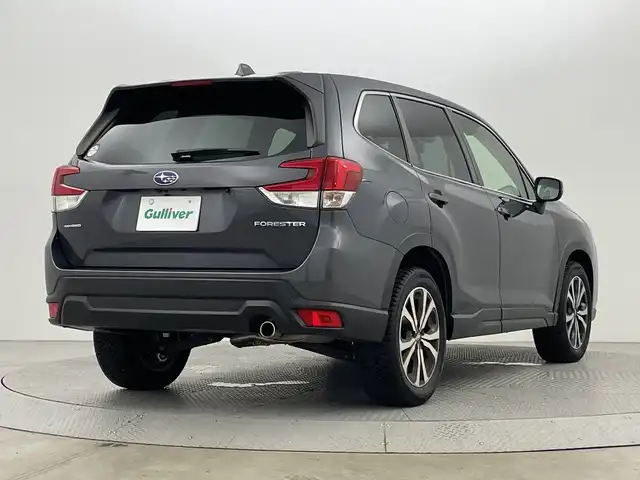 スバル フォレスター プレミアム 新潟県 2019(令1)年 3.2万km マグネタイトグレーメタリック ４WD/アイサイトセーフティプラス/純正8インチメモリナビ/　　CD/DVD/AM/FM/フルセグ/BT//　　applecarplay/androidauto/バック/サイド/フロントモニター/パワーバックドア/全車速追従機能付クルーズコントロール/LEDオートライト/ステアリング連動ヘッドライト/前席パワーシート/前席シートヒーター/運転席メモリシート/純正18インチアルミホイール付/アイドリングストップ/ステアリングスイッチ/ブラインドスポットモニター/デジタルインナーミラー/ステアリングヒーター/ドライブレコーダー/USBポート/スマートキー/ETC