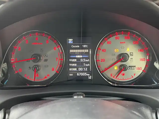 トヨタ ハリアー エレガンス GRスポーツ 佐賀県 2018(平30)年 6.7万km ホワイトパールクリスタルシャイン 純正ナビ/・AM/FM/CD/SD/BT/・フルセグTV/バックカメラ/トヨタセーフティセンス/・レーンディパーチャーアラート/・レーダークルーズコントロール/・プリクラッシュセーフティ/・オートマチックハイビーム/革巻きステアリング/・ステアリングリモコン/ハーフレザーシート/・D席パワーシート/オートライト/・LEDライト/・フォグランプ/電動格納ミラー/・ウィンカーミラー/ビルトインETC/純正フロアマット/純正アルミホイール/スマートキー/・スペアキー