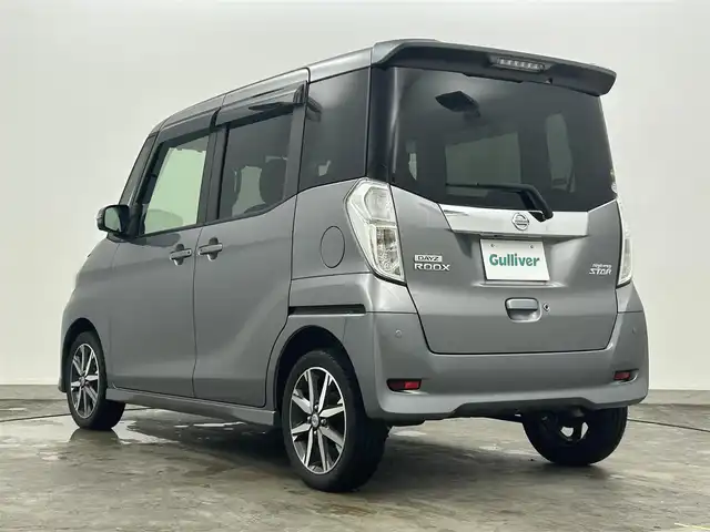 日産 デイズ ルークス ハイウェイスター Gターボ 岡山県 2017(平29)年 6.6万km チタニウムグレーメタリック 純正SDナビ/　・型番：MM316D-W/【CD/DVD/BT/フルセグ/ipod】/両側電動スライドドア　/アラウンドビューモニター/エマージェンシーブレーキ/シートヒーター　/ＬＥＤヘッドライト　/ＥＴＣ　/クルーズコントロール/コーナーセンサー　/オートライト　/オートエアコン　/スペアキー×1/TVキャンセラー/リアサーキュレーター/後席サンシェイド/ステアリングスイッチ/ドアバイザー