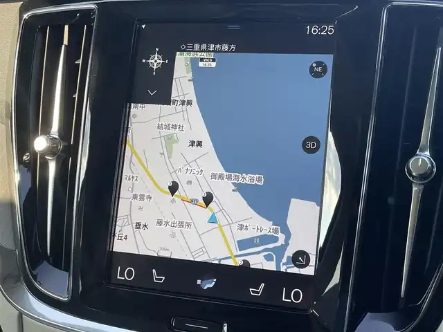 ボルボ Ｖ６０ B5 インスクリプション 三重県 2021(令3)年 4.9万km クリスタルホワイトP サンルーフ/ACC/インテリセーフ/ベージュレザー/シートベンチレーション/シートヒーター/ステアリングヒーター/純正19インチアルミ/電動リアゲート/純正ナビ/全方位カメラ/バックカメラ/フルセグTV/ETC