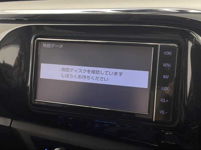 トヨタ ハイラックス Z 熊本県 2021(令3)年 4.8万km スーパーホワイトⅡ 禁煙車/衝突被害軽減ブレーキ/純正ナビTV/（NSZT-W68T/CD/DVD/Bluetooth/フルセグTV)/純正バックカメラ/純正ドライブレコーダー/純正OP/GRサイドステップ/純正OP/GRスポーツバー/純正LEDオートライト/純正LEDフォグ/純正17インチアルミ/純正フロアマット/アダプティブクルーズコントロール/レーンディパーチャーアラート/クリアランスソナー/ダウンヒルアシストコントロール/オートエアコン/本革巻ハンドル/オート電動格納ミラー/スマートキー/プッシュエンジンスタート/新車時保証書/取扱い説明書