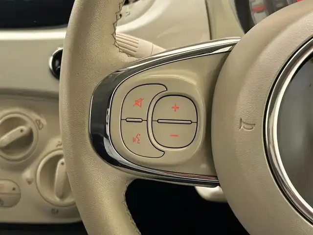 フィアット ５００ ツインエア カルト 熊本県 2022(令4)年 4万km 白 ・キーレス/・クルーズコントロール/・純正ディスプレイオーディオ/　【Bluetooth・USB・AppleCarPlay】/・ETC/・保証書/取説
