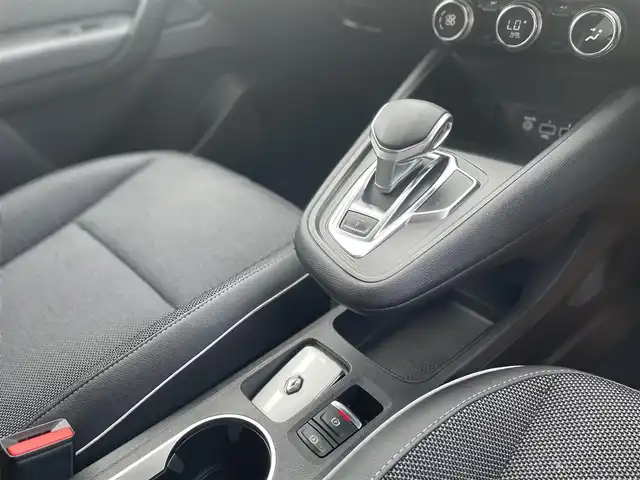 ルノー ルノー キャプチャー インテンス 栃木県 2022(令4)年 1.5万km 赤 ワンオーナー /スマートキー/アンビエントライト /AppleCarPlay/全方位カメラ/ETC/ACC/アクティブブレーキ /レーンキープアシスト/ブラインドスポット /パークセンサー/LEDヘッドライト/オートライト/ステアリングヒーター/ハーフレザーシート /シートヒーター /ドライブレコーダー前後