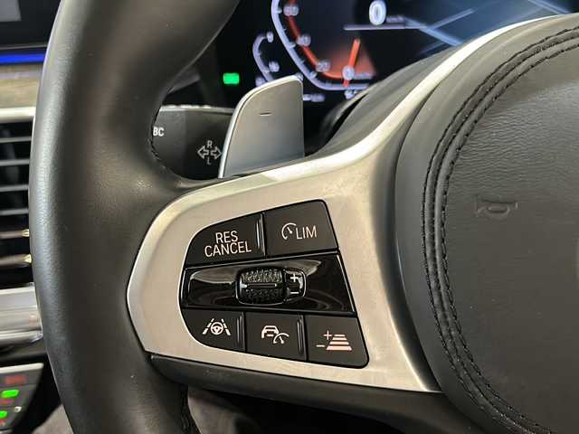 ＢＭＷ ５４０ｉ xDrive ツーリング Mスポーツ 新潟県 2020(令2)年 5万km アルピンホワイトⅢ オプション/セレクト・パッケージ/・電動ガラス・サンルーフ/・サン・プロテクション・ガラス/・harman/kardon /標準装備/パーキング・アシスト・プラス/・アクティブPDCパーク・ディスタンス・コントロール/・パーキング・アシスト/・リバース・アシスト/ドライビング・アシスト・プロフェッショナル/・アクティブ・クルーズ・コントロール（ストップ&ゴー機能付）/・ステアリング&レーン・コントロール・アシスト/・レーン・ディパーチャー・ウォーニング/・レーン・チェンジ・ウォーニング /・高速道路渋滞時ハンズ・オフ・アシスト/・レーン・チェンジ・アシスト/黒革レザーシート/シートヒーター/オートマチックテールゲート/アンビエントライト/ドライブレコーダー/ETC