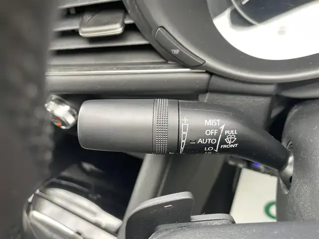 マツダ マツダ３セダン 20S プロアクティブ ツーリングS 山形県 2022(令4)年 2.1万km スノーフレイクホワイトパールマイカ ワンオーナー/i-ACTIVSENSE/・車線逸脱警報システム/・ブラインドスポットモニタリング/・ディスタンス＆スピードアラート/・前側方接近車両検知/・後側方接近車両検知/・レーンキープアシストシステム/純正ナビ/（フルセグ/DVD/CD/USB/HDMI/Apple CarPlay/Android Auto）/全周囲カメラ/ヘッドアップディスプレイ/アイドリングストップ/レーダークルーズコントロール/電動パーキングブレーキ/オートホールド/パドルシフト/シートヒーター/ステアリングヒーター/LEDヘッドライト/オートマチックハイビーム/プッシュスタート