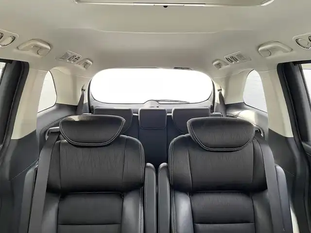 ホンダ オデッセイ アブソルート 埼玉県 2015(平27)年 10.4万km プレミアムヴィーナスブラックP (株)IDOMが運営する【じしゃロン鳩ヶ谷店】の自社ローン専用車両になりますこちらは現金またはオートローンご利用時の価格です。自社ローンご希望の方は別途その旨お申付け下さい/ホンダセンシング/  衝突軽減ブレーキ〈CMBS〉/  誤発進抑制機能/  LKAS〈車線維持支援システム〉/  路外逸脱抑制機能/  ACC〈アダプティブ・クルーズ・コントロール〉/純正ナビ　/　AM/FM/CD/DVD/BT/フルセグTV/バックカメラ　/フリップダウンモニター　/両側パワースライドドア　/パドルシフト　/ステアリングスイッチ　/デュアルエアコン　/キャプテンシート　/オットマン（２列目）/ビルトインＥＴＣ/フォグランプ/プッシュスタートボタン/スマートキー×2/ドアバイザー/電動格納式ウィンカーミラー/保証書