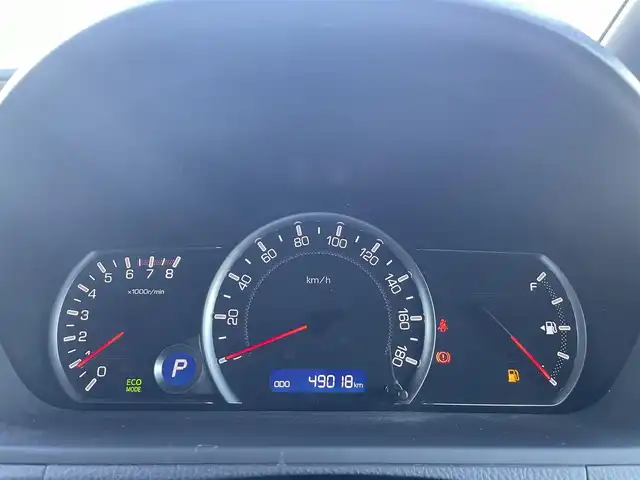 トヨタ ヴォクシー ZS 煌Ⅱ 群馬県 2016(平28)年 4.9万km ホワイトパールクリスタルシャイン 社外9インチナビ/（CD/DVD/SD/HDMI/Bluetooth）/フルセグテレビ/バックカメラ/社外フリップダウンモニター/セーフティセンスC/・プリクラッシュセーフティシステム/・レーンディパーチャーアラート/・オートマチックハイビーム/両側パワースライドドア/プッシュスタート/LEDヘッドランプ/アイドリングストップ/前後ドライブレコーダー