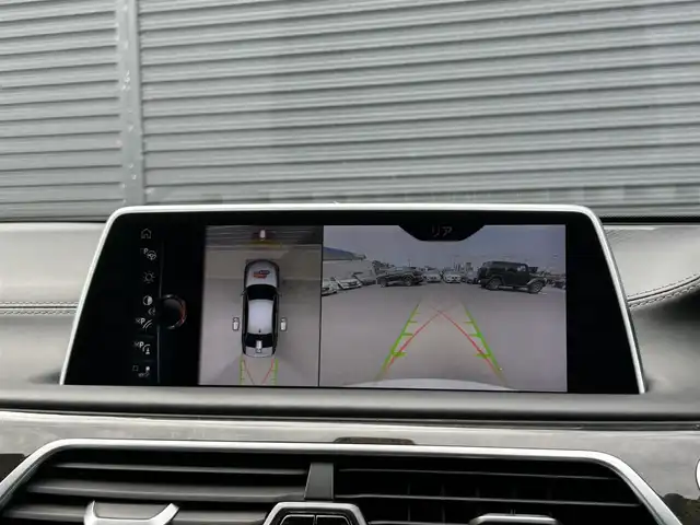 ＢＭＷ ７４０ｉ Mスポーツ 茨城県 2016(平28)年 6.9万km アルピンホワイトⅢ サンル-フ /360°C /harman/kardon /HUD /茶革 /シートヒーター /M付PWシ-ト /ベンチレ-ション /PWトランク /ソフトクロ-ズドア /ドライビングアシストプラス /ACC /LDW /LCW /CTW /アダプティブLED /オ-トハイビ-ム /ナビ /TV/BT/DVD /ETC /ドラレコ /禁煙車