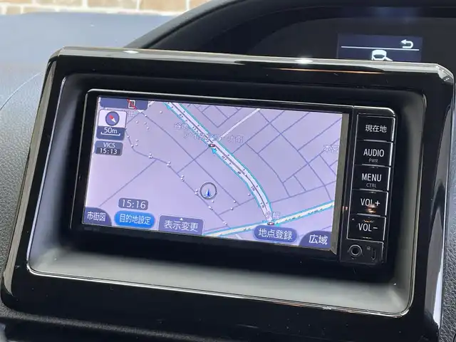 トヨタ ヴォクシー X 岩手県 2017(平29)年 11.5万km ホワイトパールクリスタルシャイン ４WD/クルーズコントロール/両側パワースライドドア/トヨタセーフティセンスC/プリクラッシュセーフティ/レーンディパーチャーアラート/オートマチックハイビーム/先行車発進告知/横滑り防止装置/アイドリングストップ/MTモード付AT/リアサンシェード/エンジンスターター/純正ナビ/バックカメラ/ワンセグTV/ステアリングスイッチ/ETC/LEDヘッドランプ/フォグランプ/社外１５インチアルミホイール