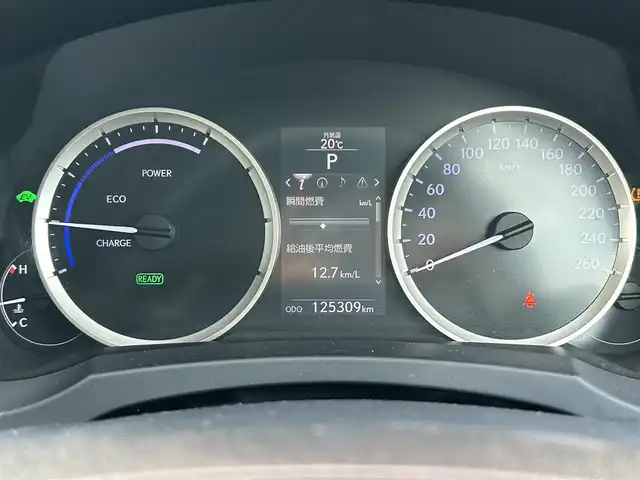 レクサス ＩＳ 300h 和歌山県 2013(平25)年 12.6万km プラチナムシルバーメタリック 純正ナビ/フルセグTV/バックカメラ/クルーズコントロール/ハーフレザーシート/シートヒーター/パドルシフト/純正アルミホイール/純正フロアマット/ビルトインETC/LEDヘッドライト/フォグランプ/オートライト