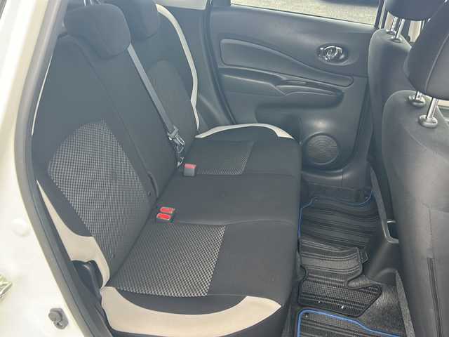 日産 ノート e－パワー X 岐阜県 2019(平31)年 3.4万km パール ワンオーナー/プッシュスタート/スマートキー/純正ディスプレイ付きラジオ/アラウンドビューモニター/AM/FM/Bluetooth/アプリ/iPad/純正エアロ/純正ドアバイザー/純正ホイル（ホイルのみ）/純正マット/オートライト/オートエアコン/横滑り防止/盗難防止/電動格納ミラー/DRIVEMODE/衝突軽減ブレーキ