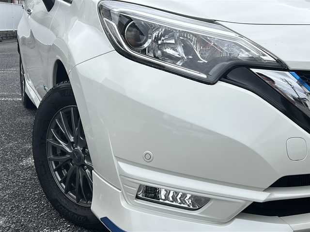 日産 ノート e－パワー X 岐阜県 2019(平31)年 3.4万km パール ワンオーナー/プッシュスタート/スマートキー/純正ディスプレイ付きラジオ/アラウンドビューモニター/AM/FM/Bluetooth/アプリ/iPad/純正エアロ/純正ドアバイザー/純正ホイル（ホイルのみ）/純正マット/オートライト/オートエアコン/横滑り防止/盗難防止/電動格納ミラー/DRIVEMODE/衝突軽減ブレーキ