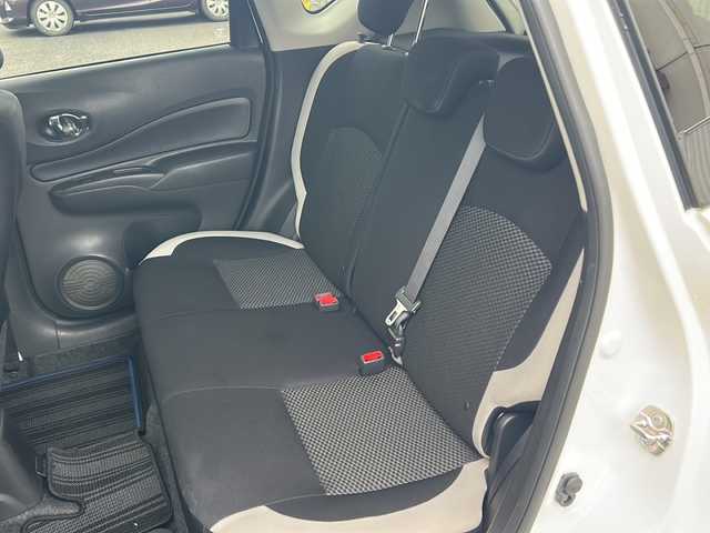 日産 ノート e－パワー X 岐阜県 2019(平31)年 3.4万km パール ワンオーナー/プッシュスタート/スマートキー/純正ディスプレイ付きラジオ/アラウンドビューモニター/AM/FM/Bluetooth/アプリ/iPad/純正エアロ/純正ドアバイザー/純正ホイル（ホイルのみ）/純正マット/オートライト/オートエアコン/横滑り防止/盗難防止/電動格納ミラー/DRIVEMODE/衝突軽減ブレーキ